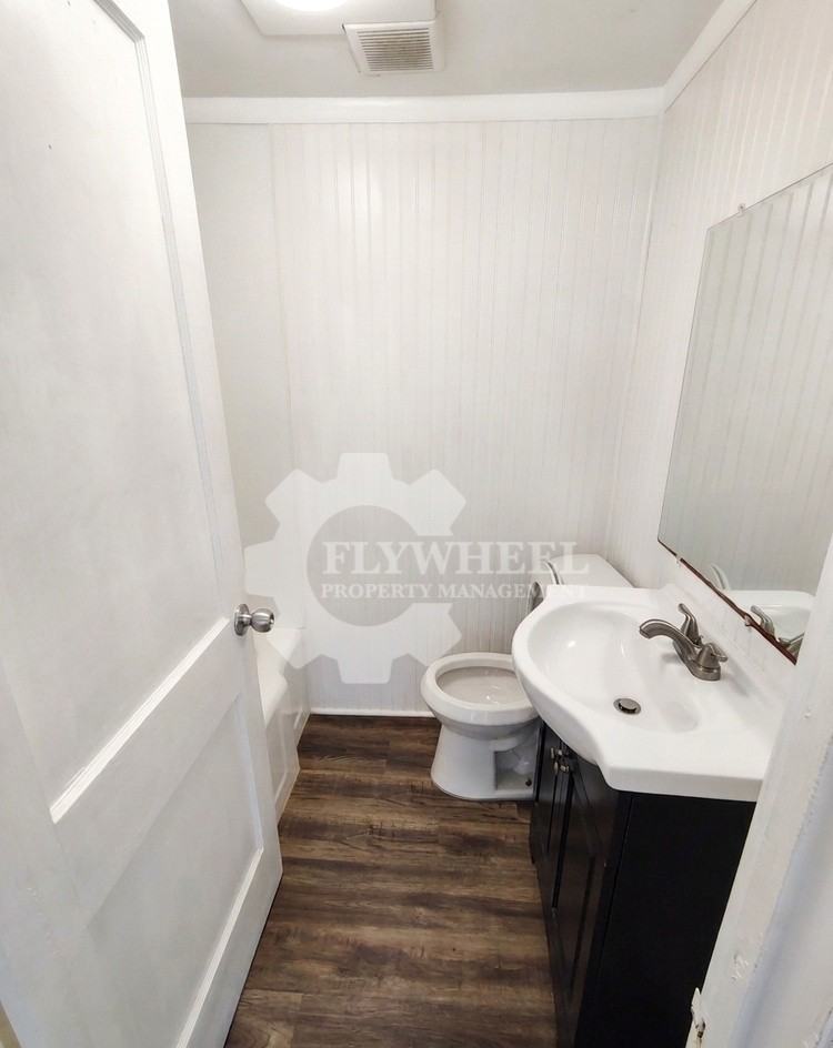 910 S Crest Rd #B - Photo 7 of 12