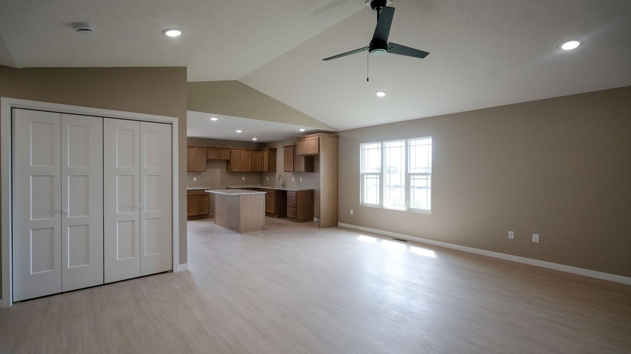 4325 Dawn St #1 - Photo 4 of 26