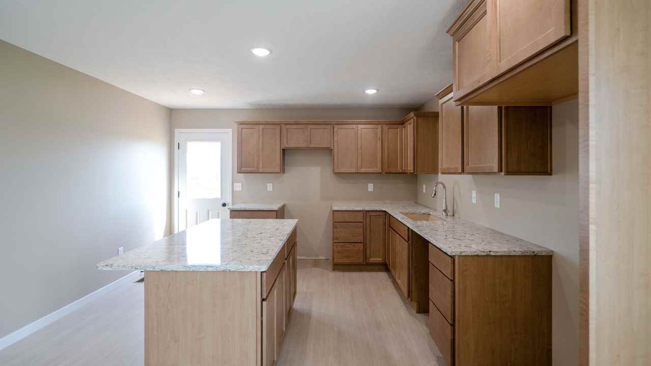 4325 Dawn St #1 - Photo 6 of 26