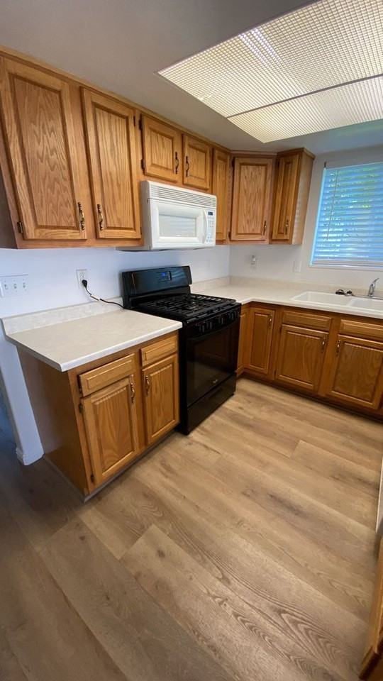 168 Coventry Pl - Photo 2 of 48