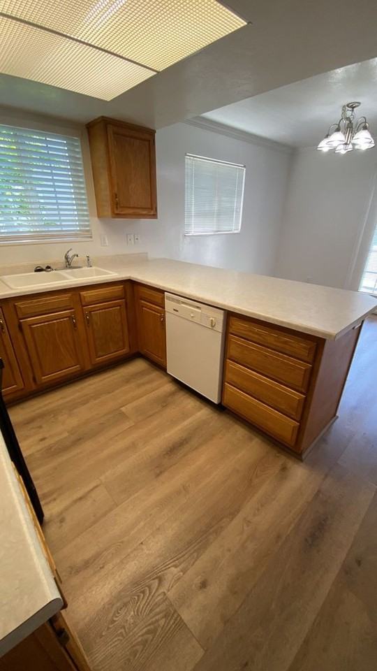 168 Coventry Pl - Photo 3 of 48