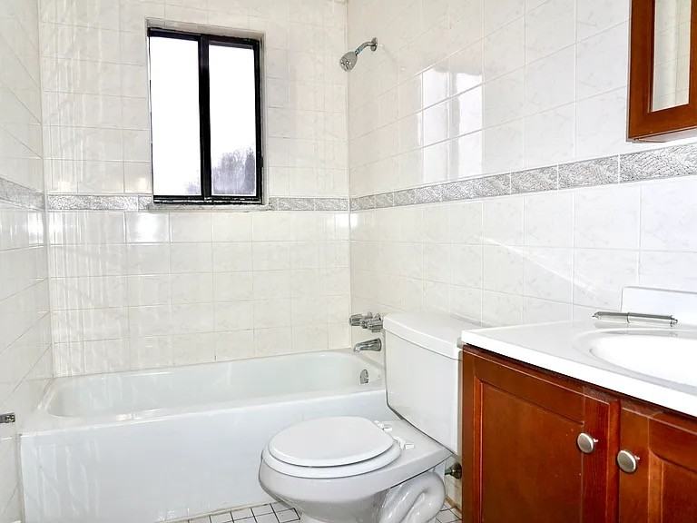1345 WALNUT STREETAPT 309 #309 - Photo 5 of 6