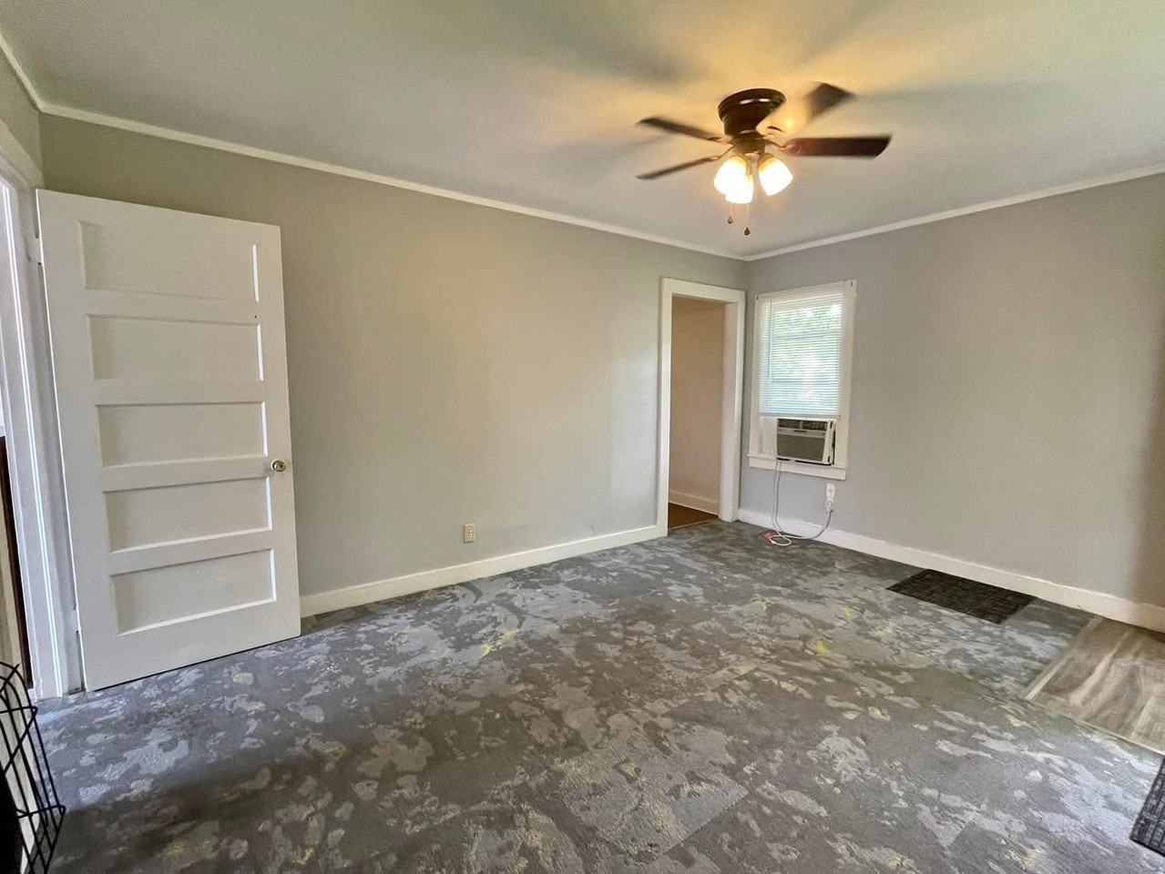 531 1/2 G St Nw #1 - Photo 5 of 16