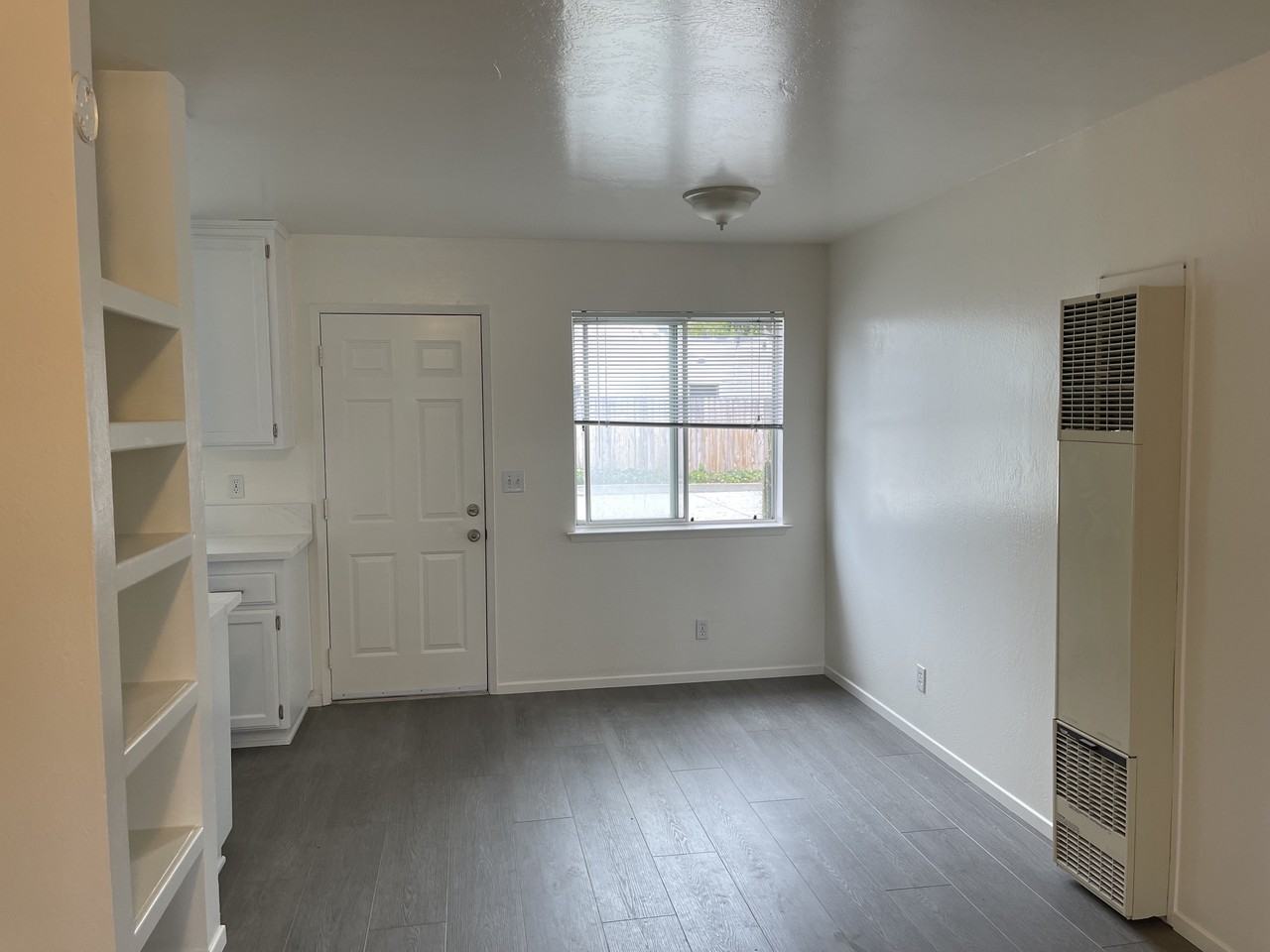 607 High St #C - Photo 3 of 8