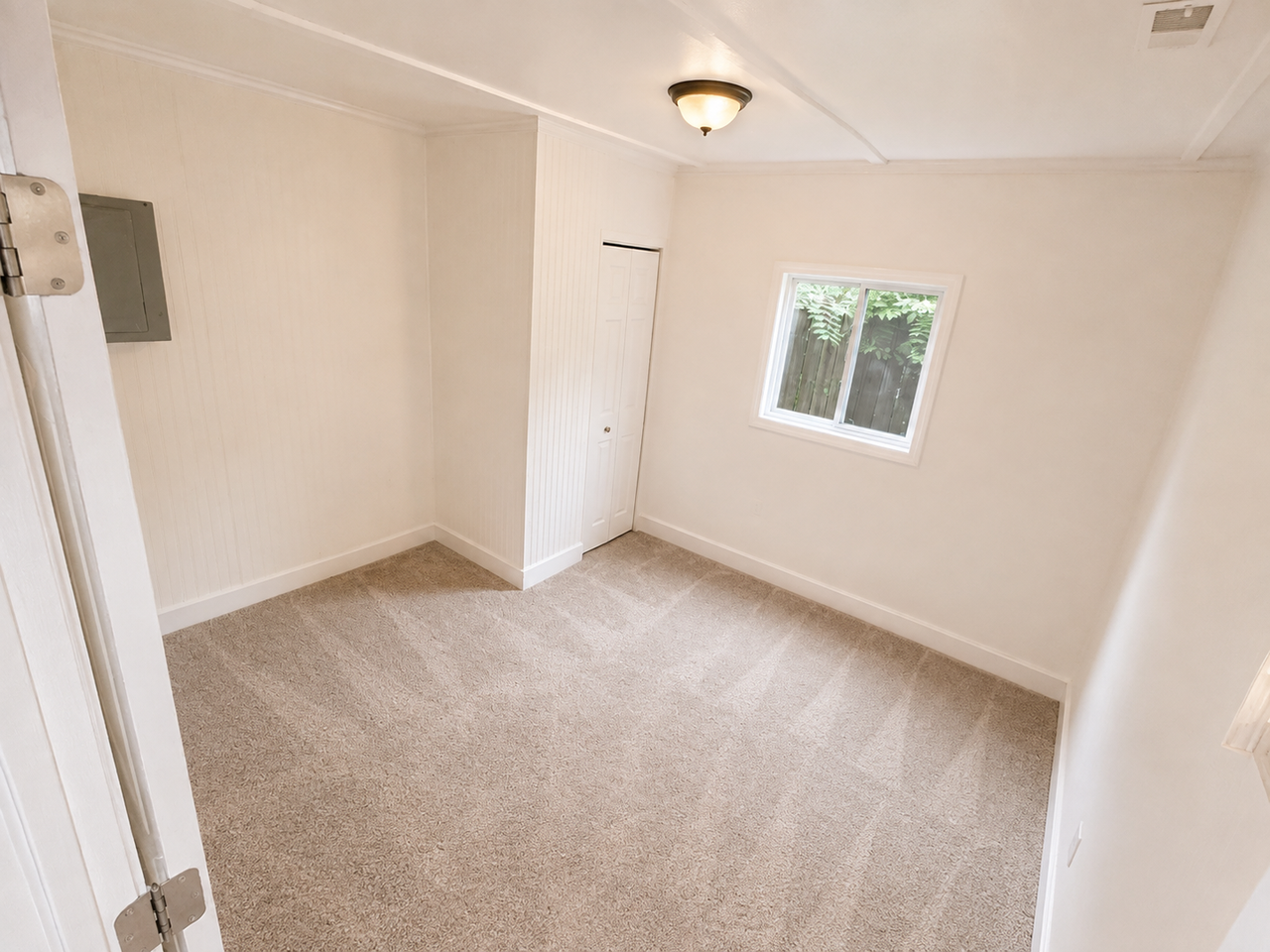 8 Saint Gregory Dr - Photo 5 of 10