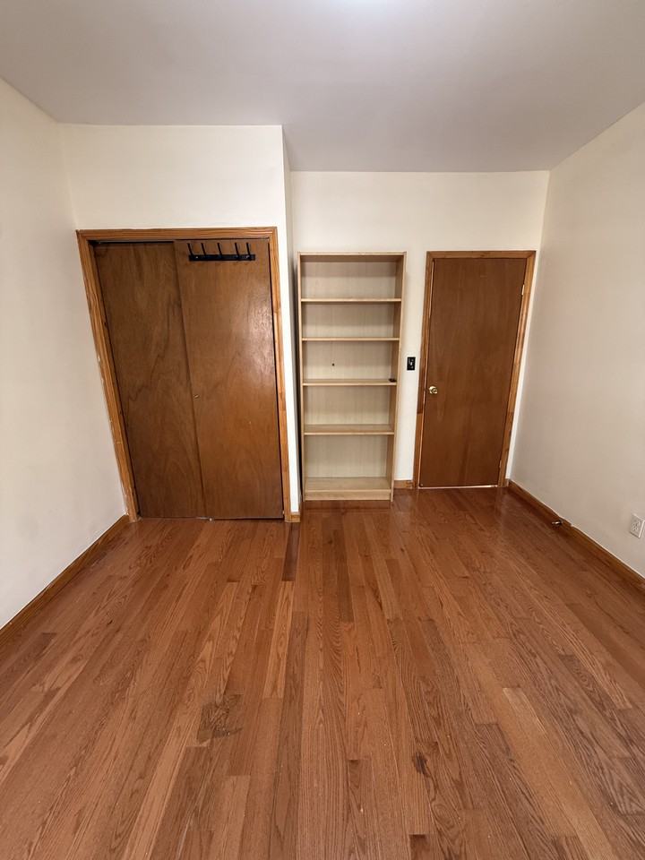 1534 East 32nd Street #2f - Photo 4 of 6