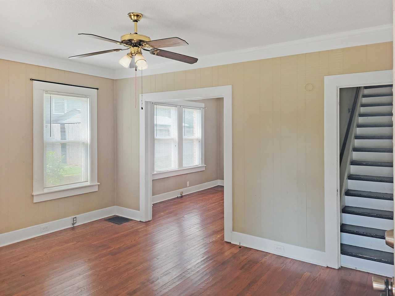 6 Elm St #A - Photo 3 of 8
