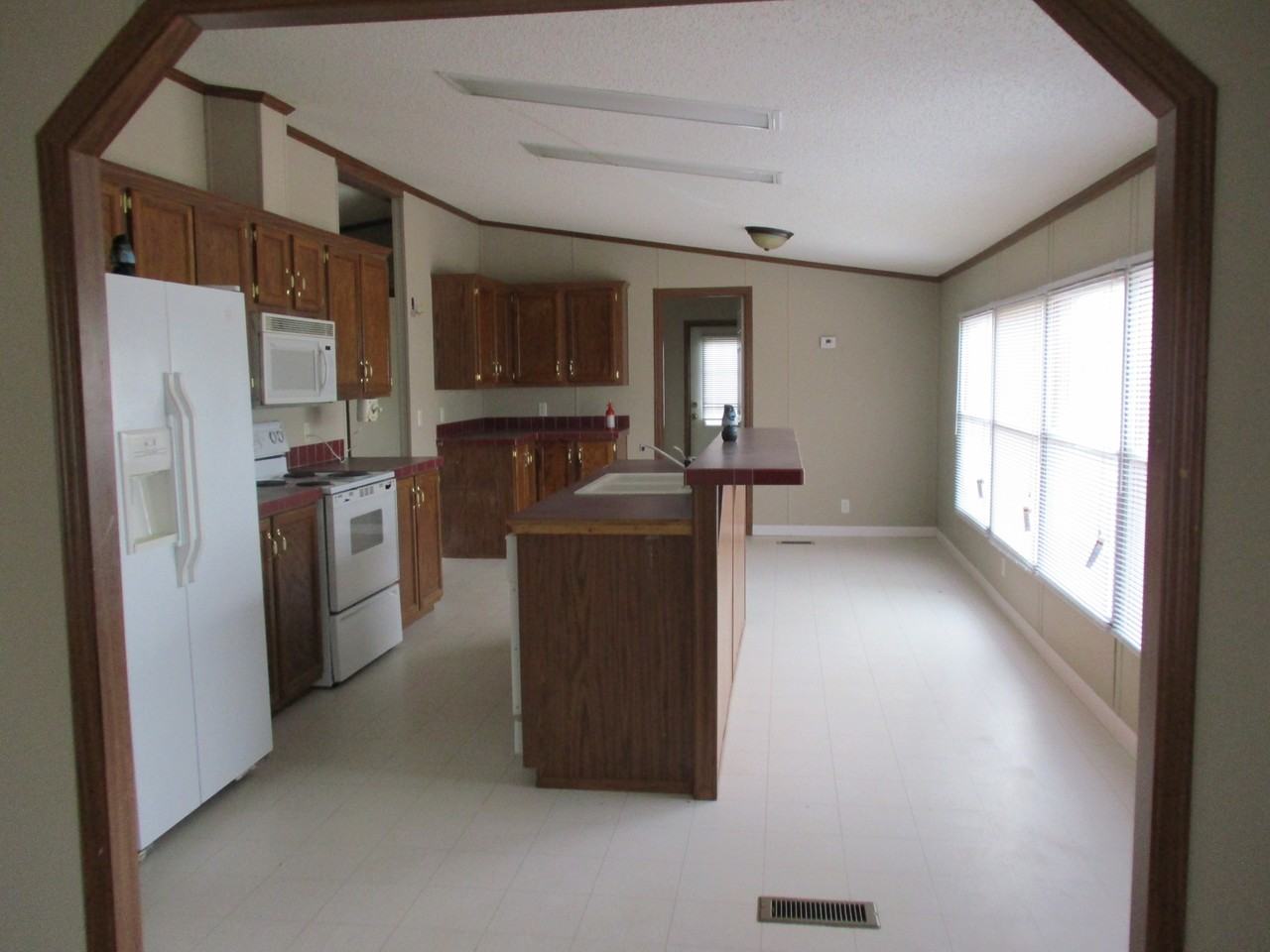 192 Zackary St #1 - Photo 3 of 12