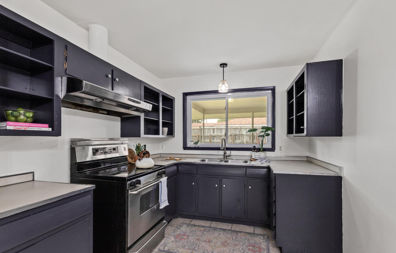 165 Antigua Dr #1 - Photo 6 of 11