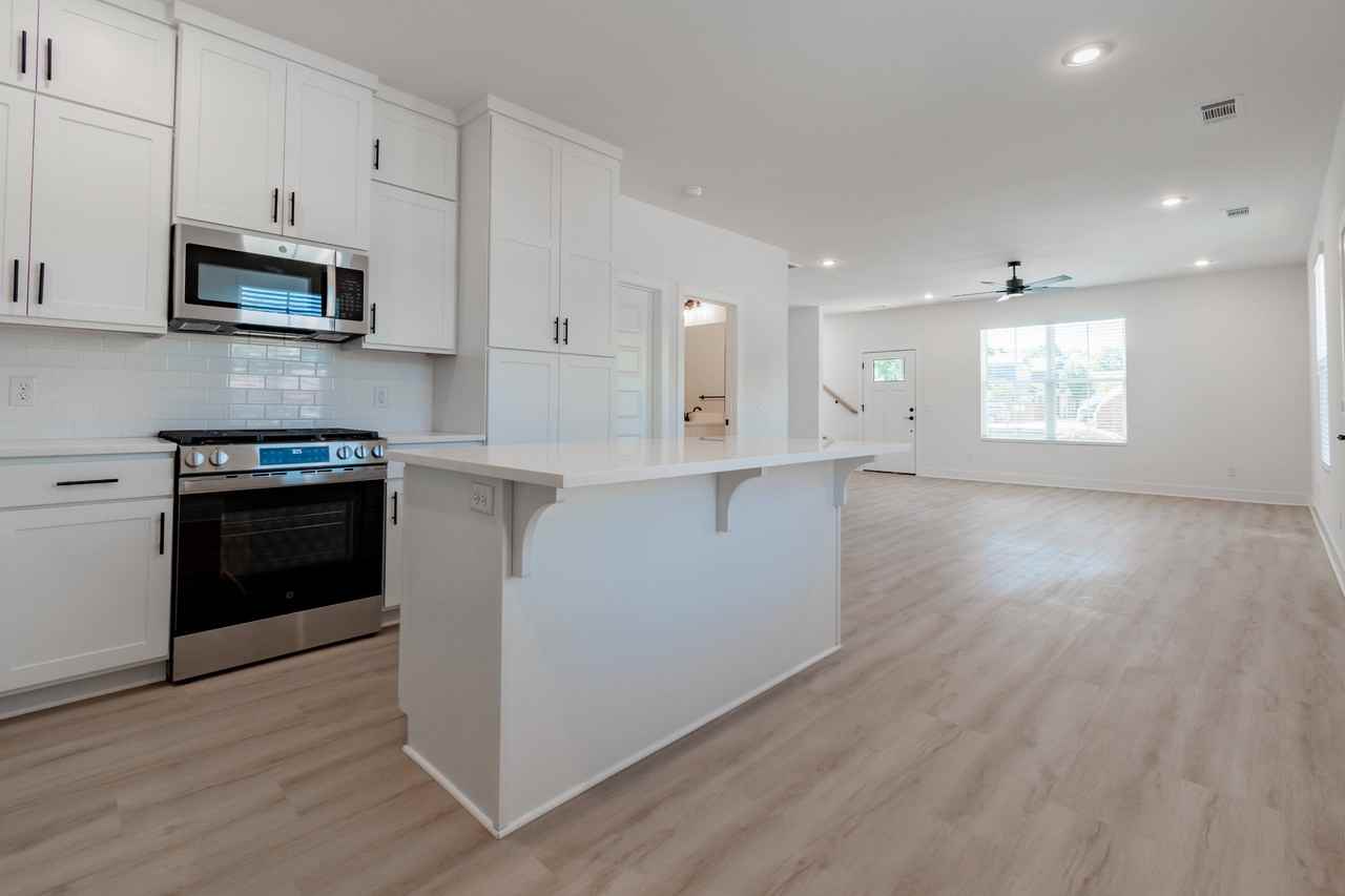 1676 N Leverett Ave #2 - Photo 7 of 23