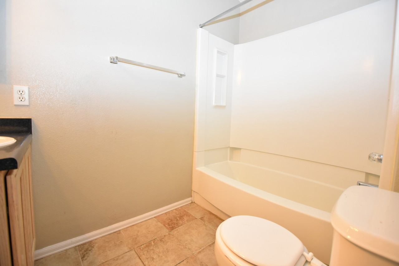 4642 Bittercreek Dr #1 - Photo 5 of 17