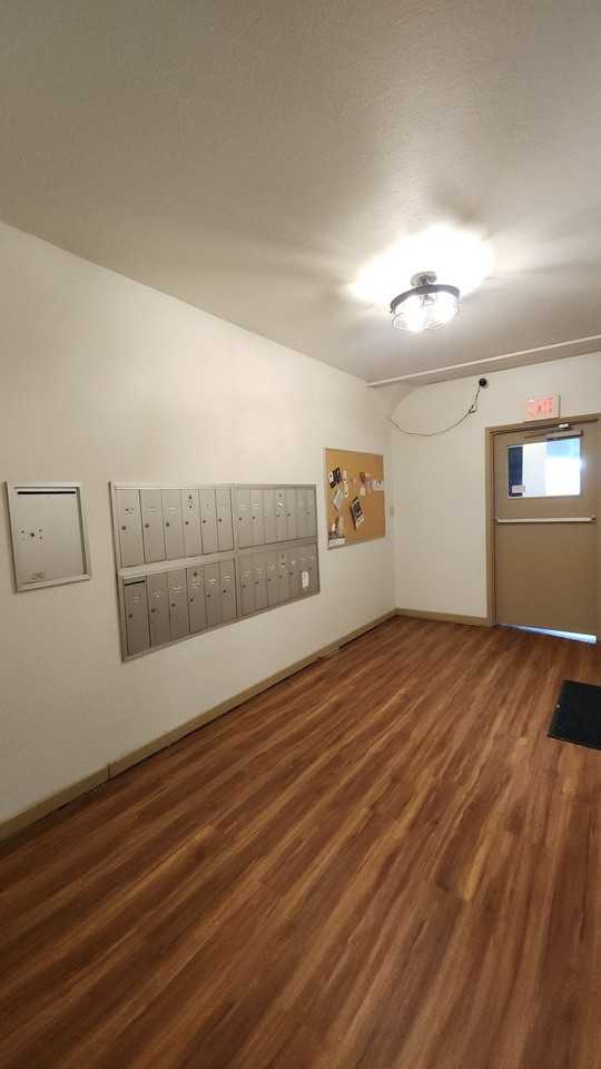 Uptown Apartments - Photo 4 of 10