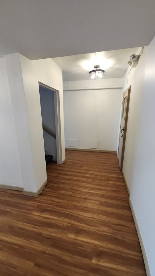 Uptown Apartments - Photo 5 of 10