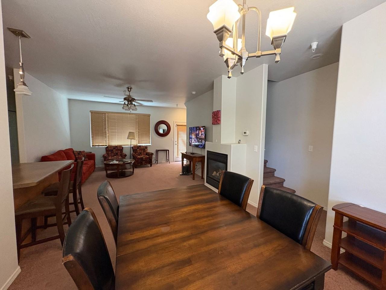2374 W Cripple Creek Dr - Photo 2 of 7