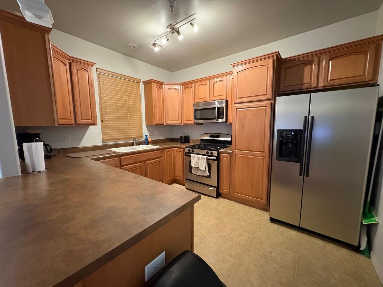 2374 W Cripple Creek Dr - Photo 3 of 7