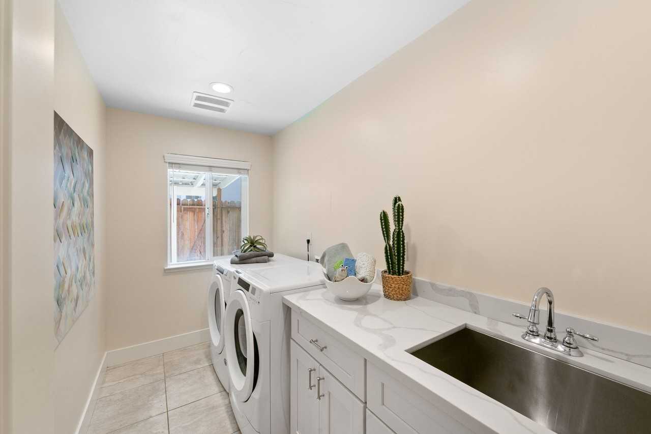 861 54th St #861 - Photo 6 of 12