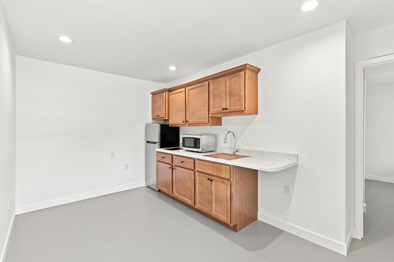 1241 1241 West Ashley RoadUnit 108 #108 - Photo 2 of 14