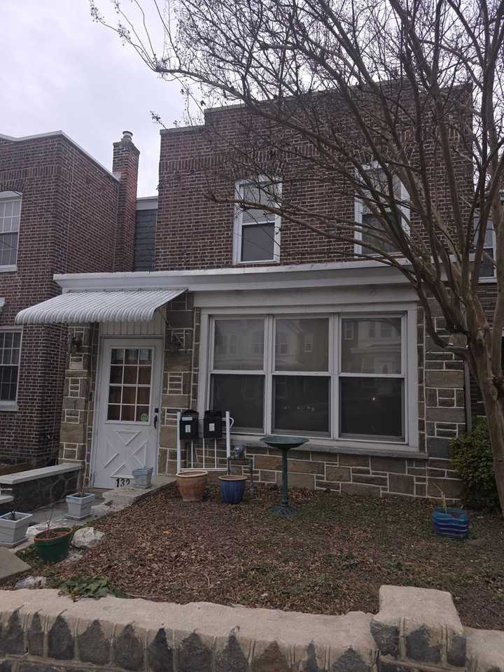 1320 Linden St