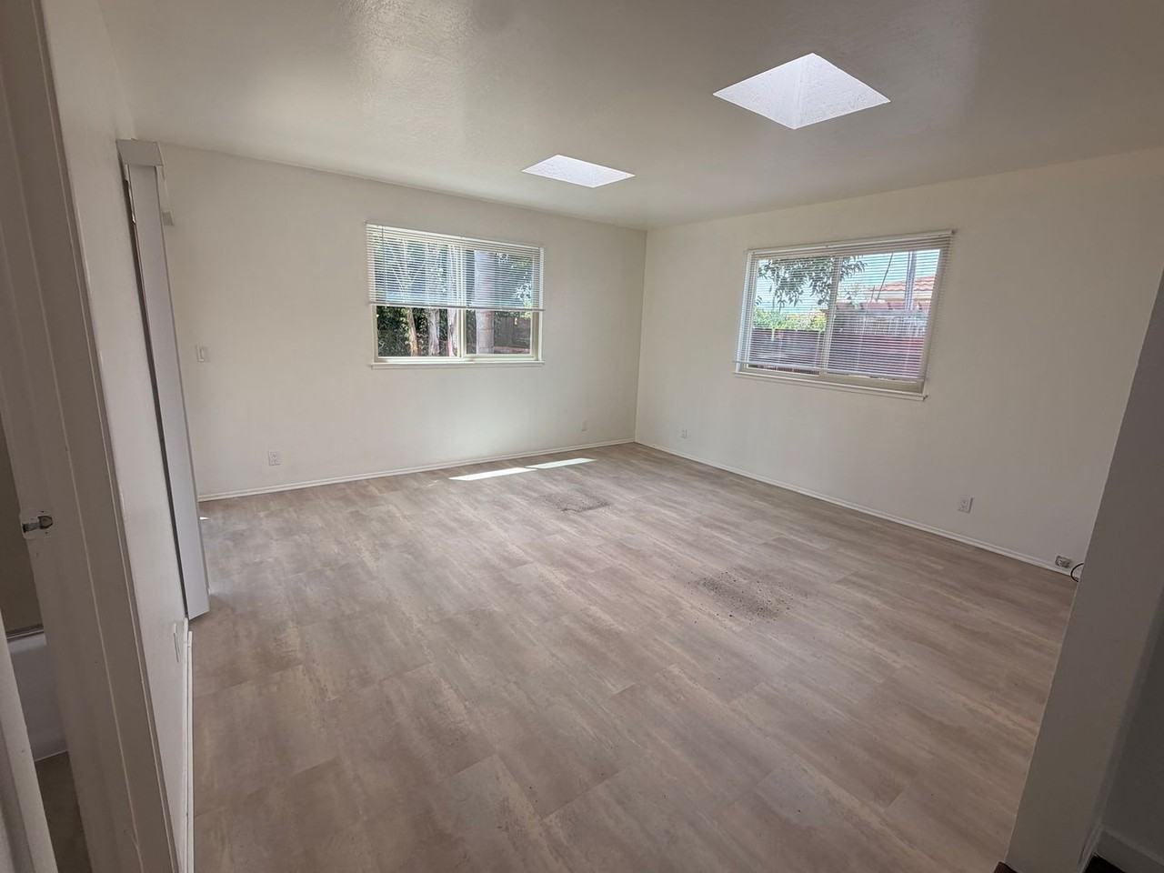 20861 Times Ave - Photo 7 of 19