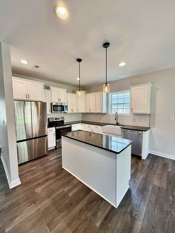 325 Whetstone Dr #1 - Photo 3 of 10