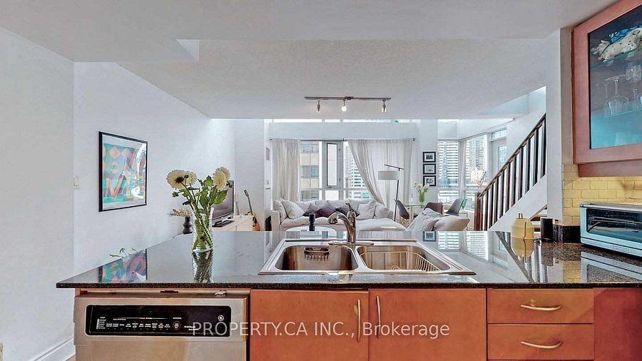 80 Cumberland Street #1110 - Photo 3 of 8