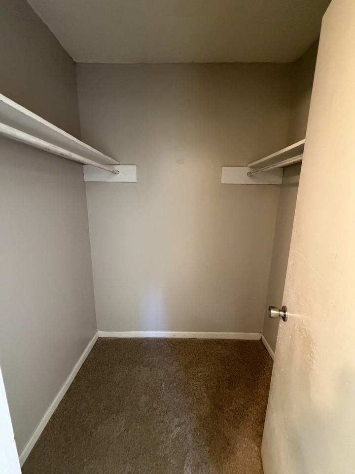5224 Farm Pond Ln #1 - Photo 7 of 25
