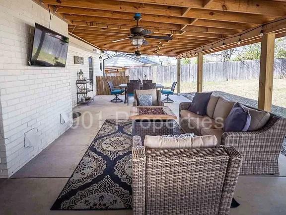 1234 Greenview Rd #1 - Photo 4 of 19
