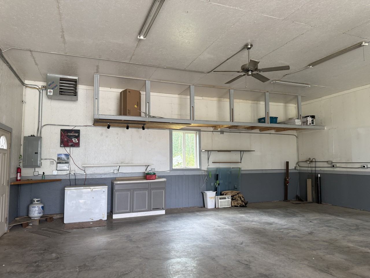 2150 S Bay View Dr #1 - Photo 4 of 27