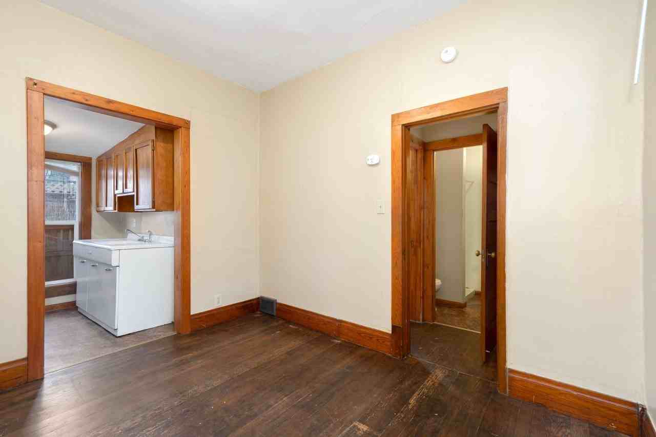 Cozy and stylish 1 bedroom, 1 - Photo 4 of 18