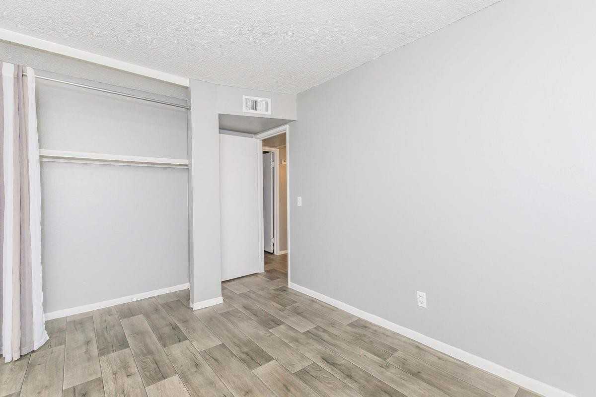 6816 W Bethany Home Rd - Photo 3 of 50