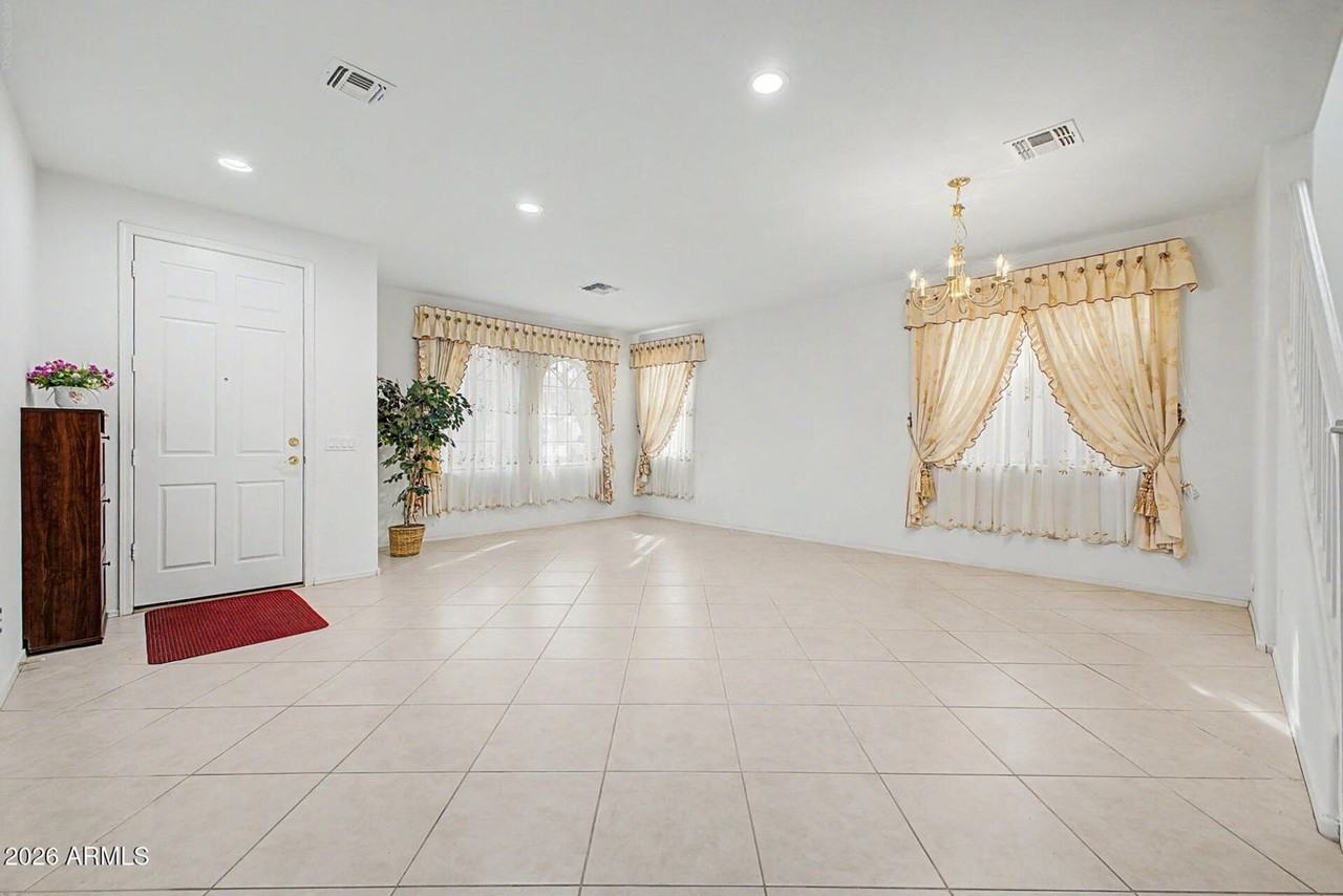 3860 E Battala Ave - Photo 2 of 20
