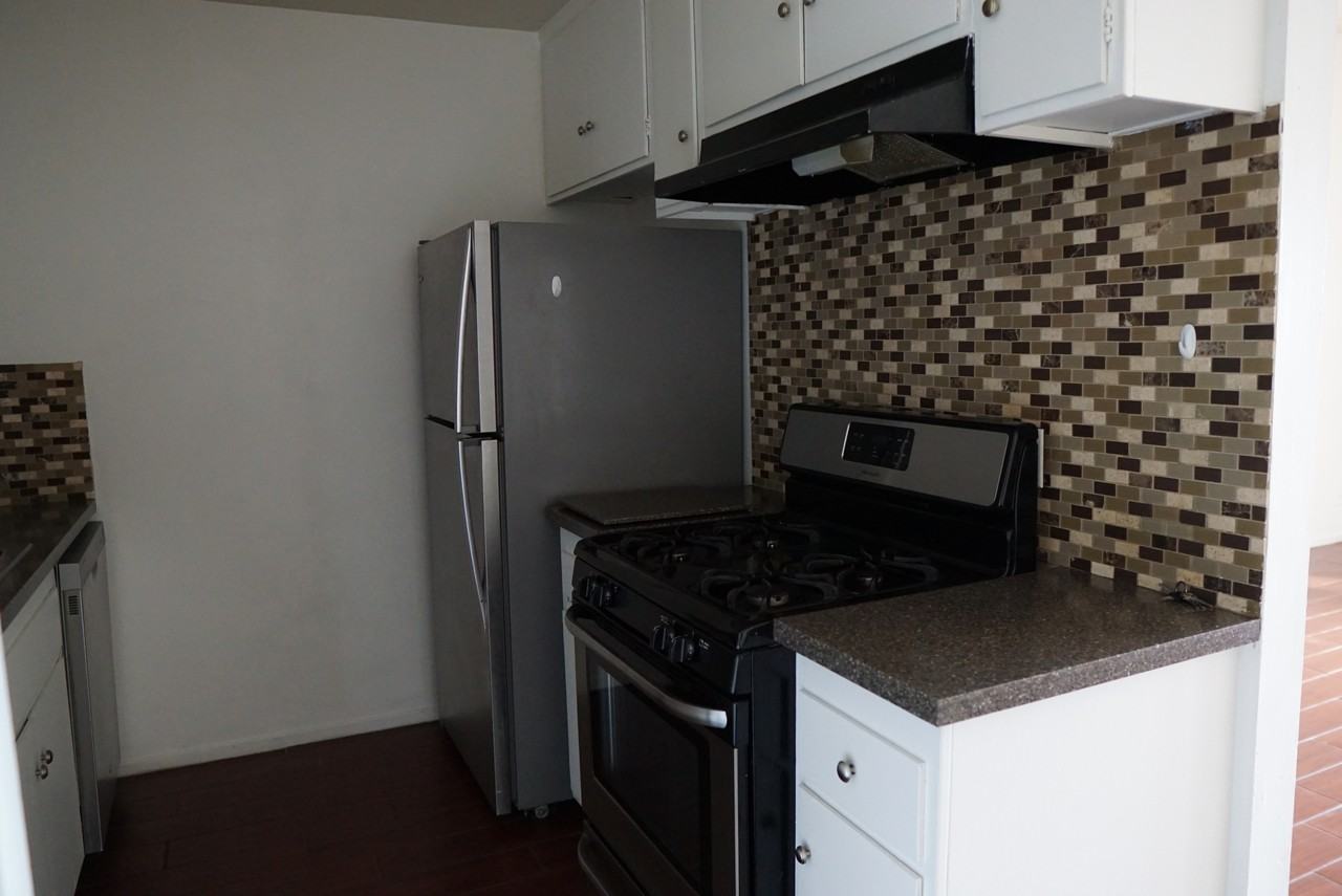 27400 Hombria Dr #1 - Photo 3 of 12