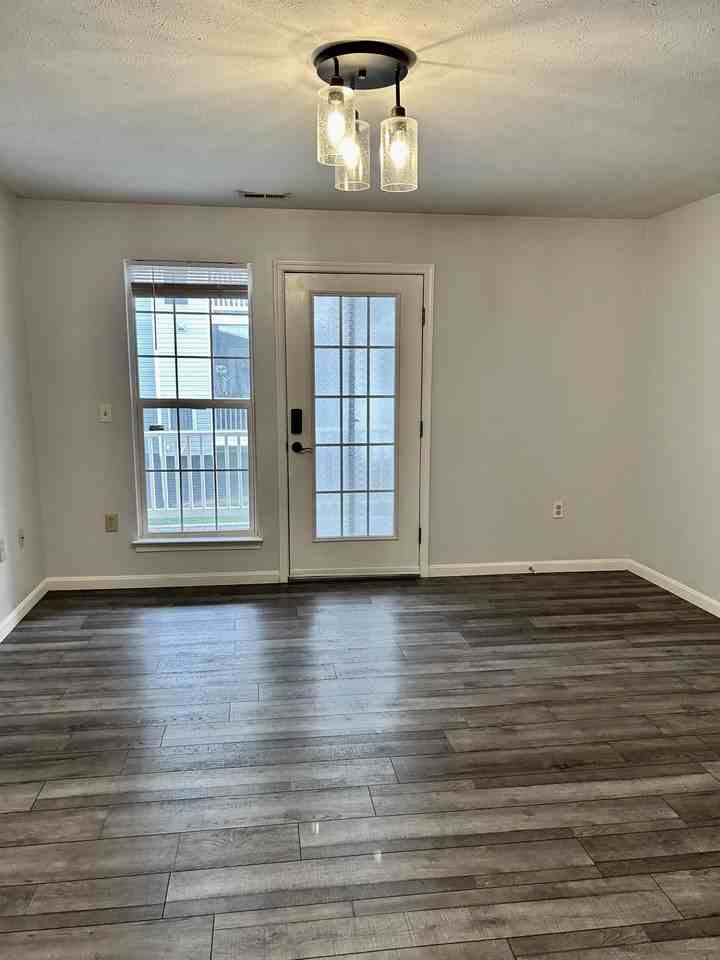 45511 Westmeath Way #1 - Photo 3 of 15