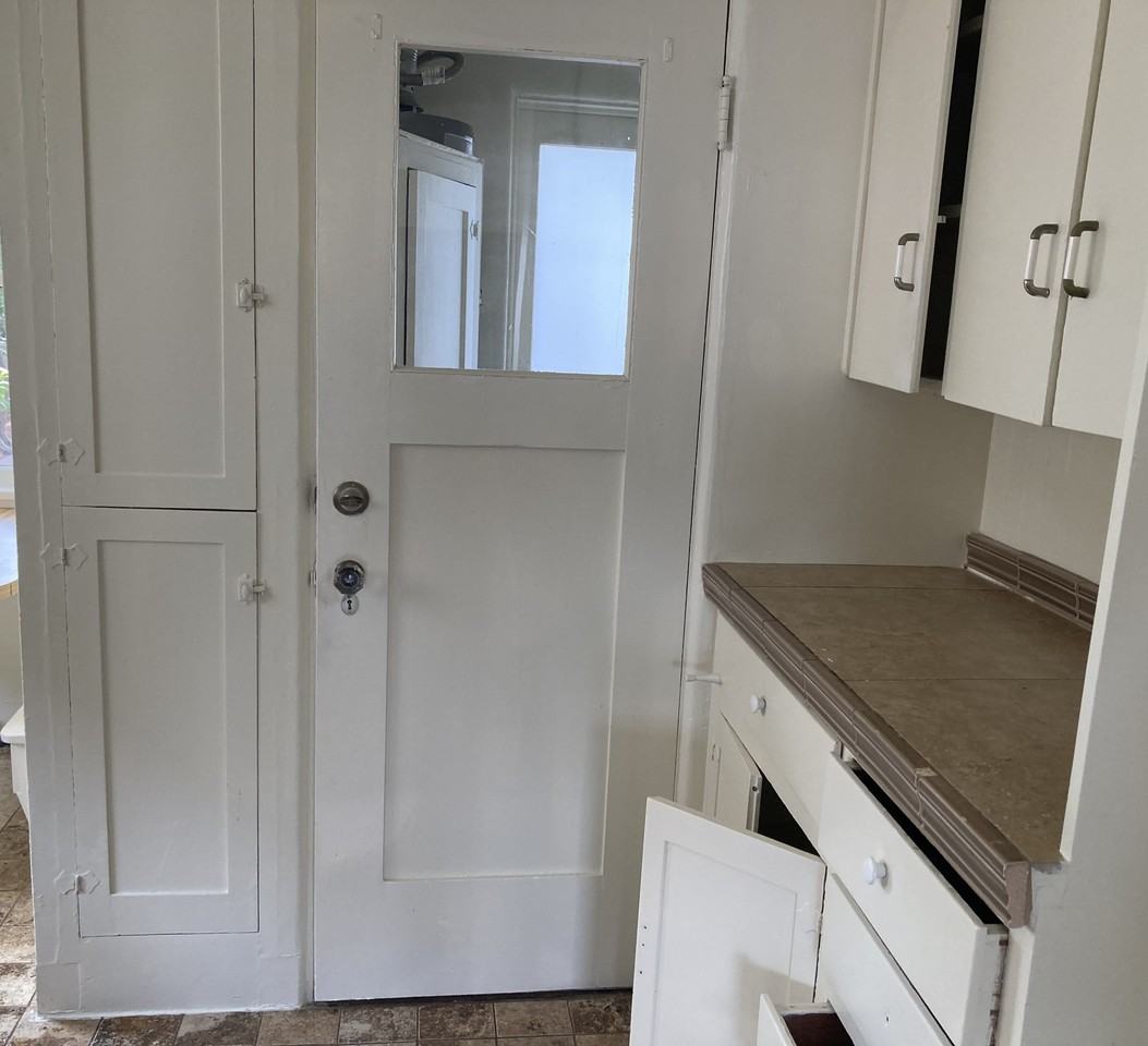4438 Campus Ave #4438 - Photo 6 of 17