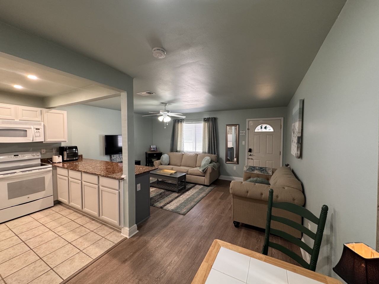 1664 Beach Boulevard - 1Unit D70 #1 - Photo 3 of 20