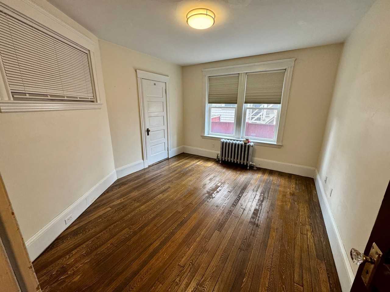 9 Fairfield St - Photo 7 of 14
