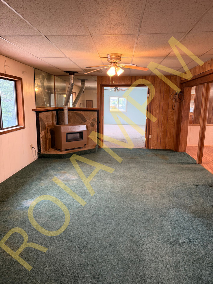 731 Polk St W - Photo 2 of 8