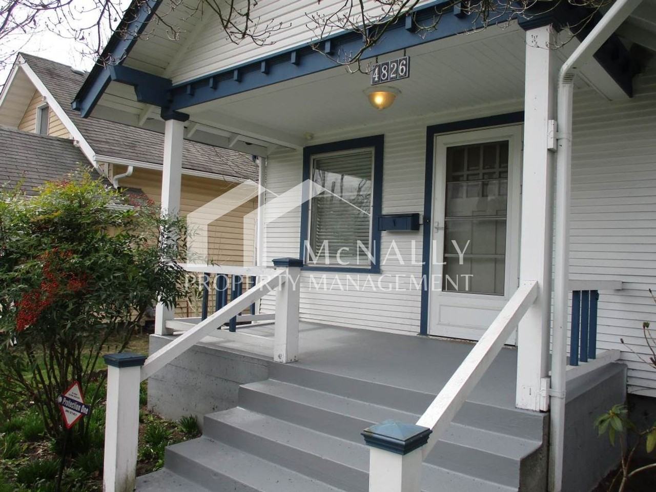4826 S Park Ave - Photo 2 of 37