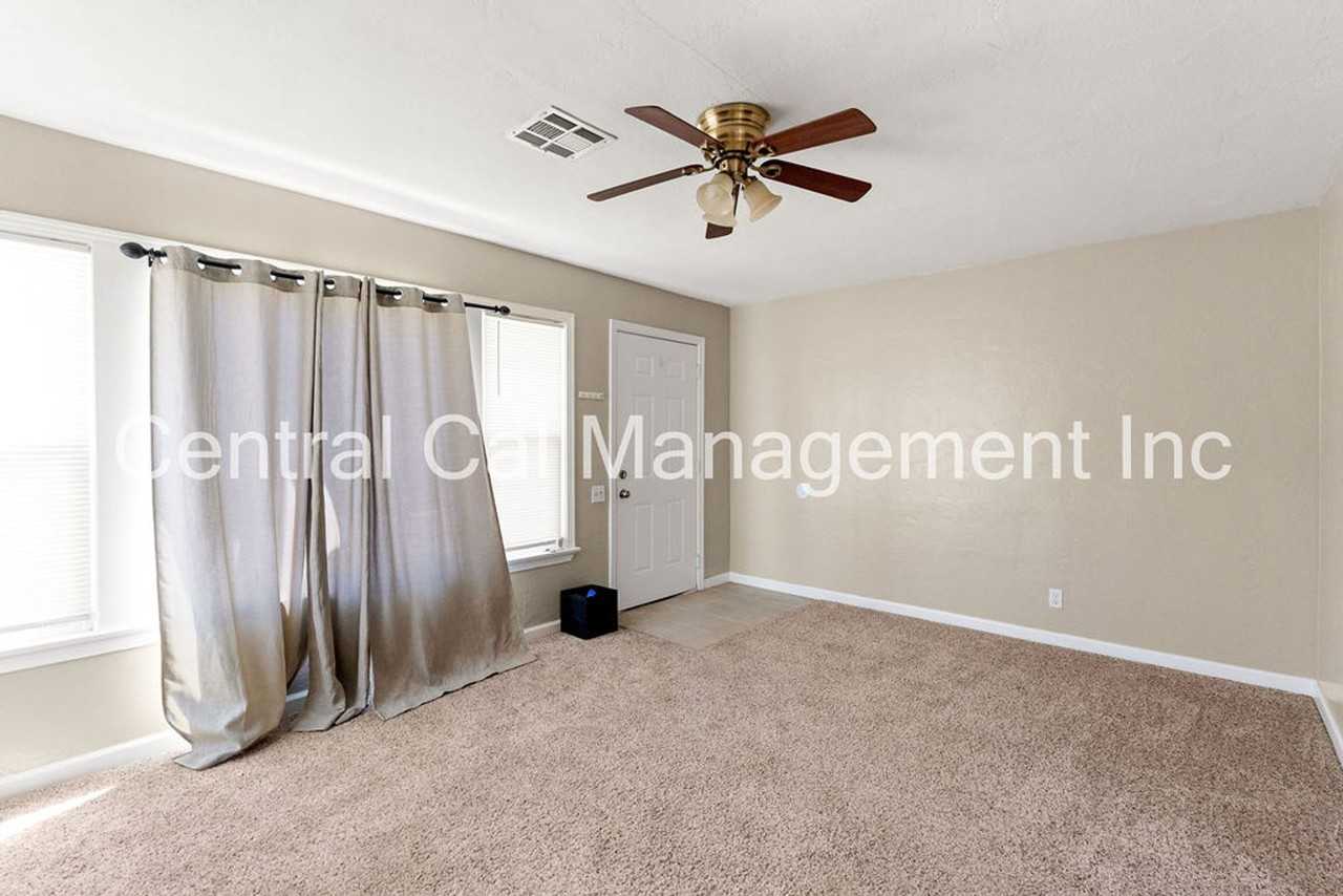 2612 Belle Ter - Photo 5 of 18