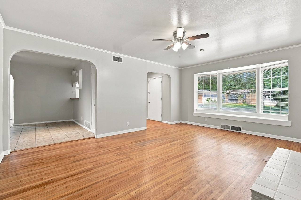 6624 E 27th Pl - Photo 4 of 22