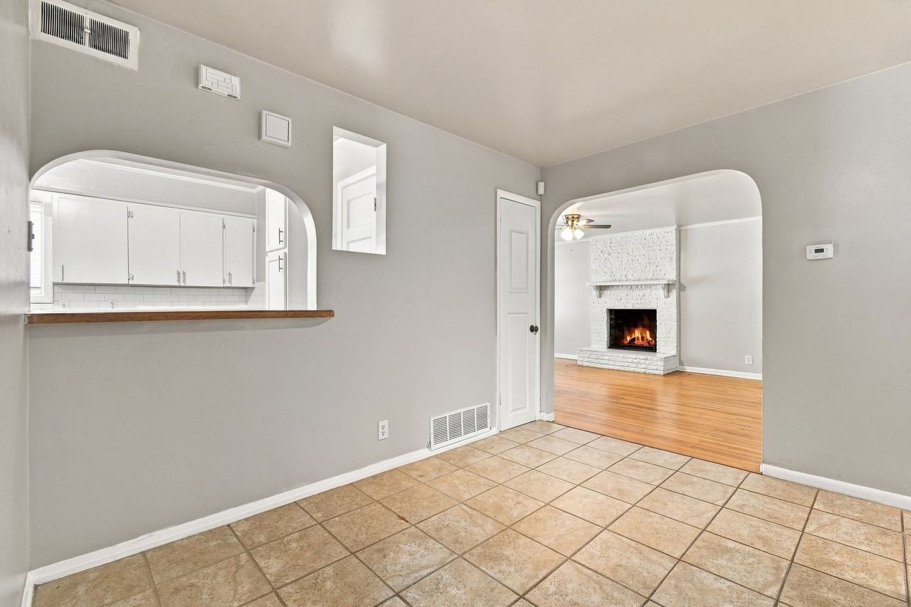 6624 E 27th Pl - Photo 6 of 22