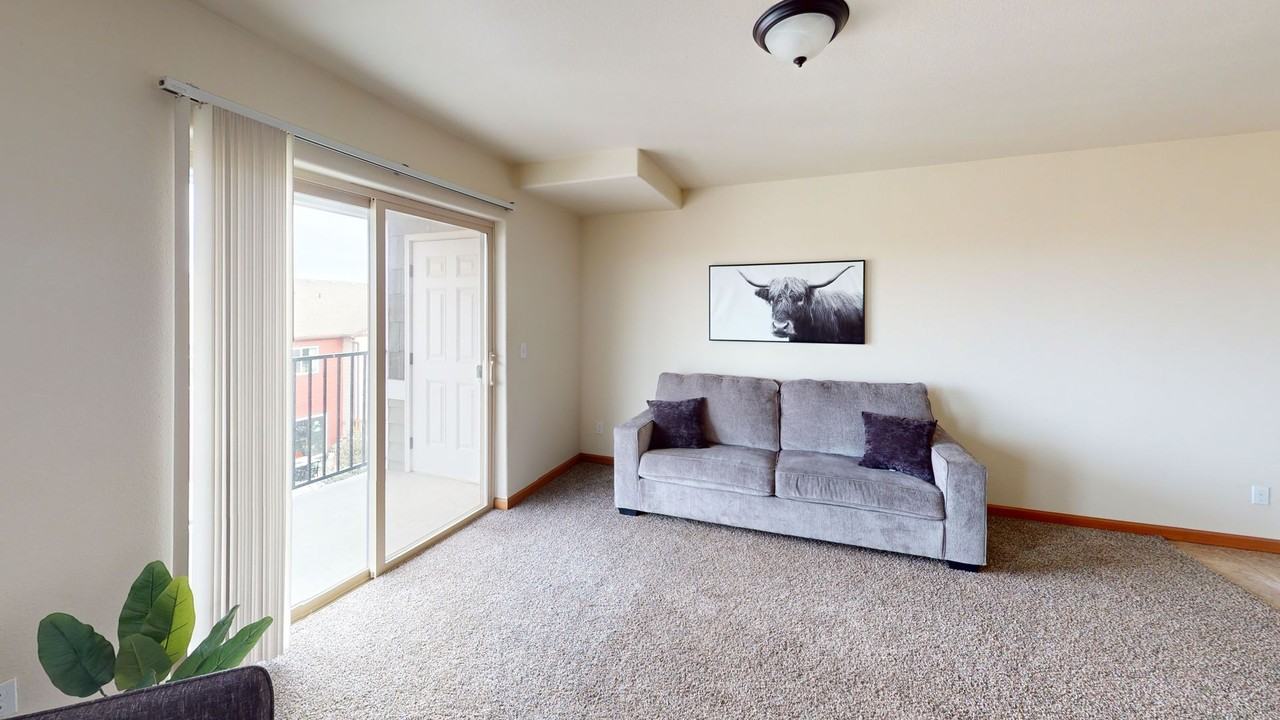3801 Crossing St SW - Photo 2 of 10
