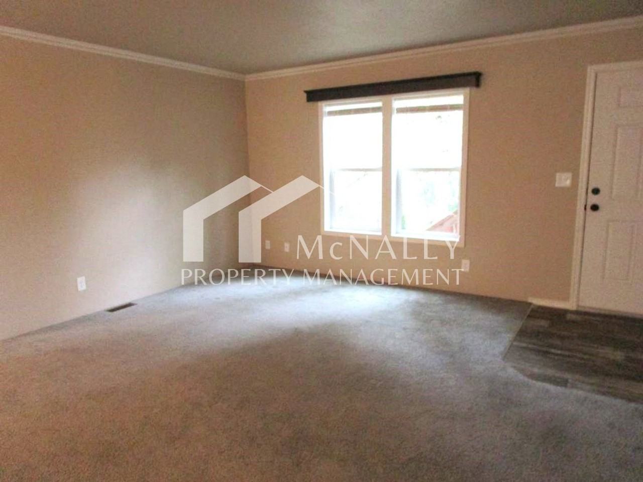 19518 18th Street Ct Sw - Photo 3 of 25