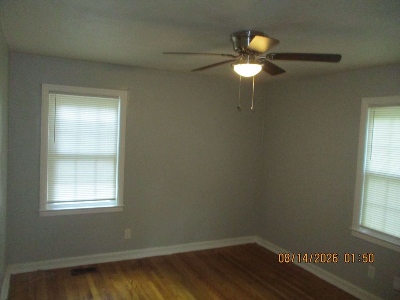 1002 9th Ave - Photo 7 of 10