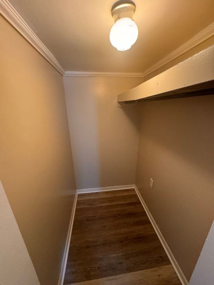 2306 Center Dr - Photo 7 of 13