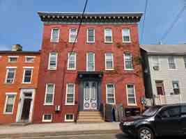 featured image of 245 Walnut St