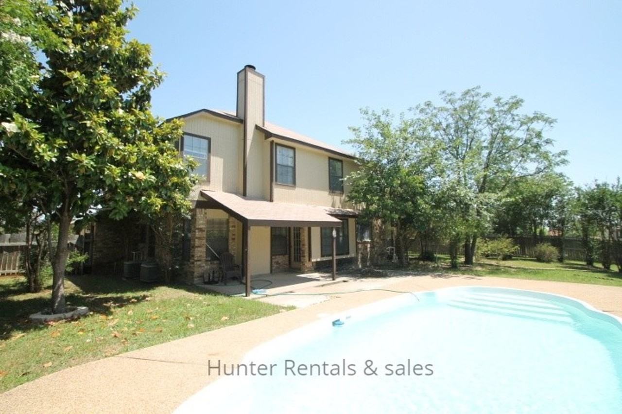 300 Sioux Cir - Photo 4 of 17