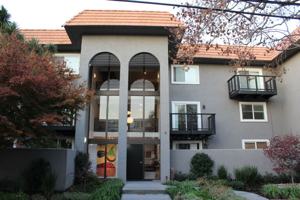 featured image of 227 Elm St