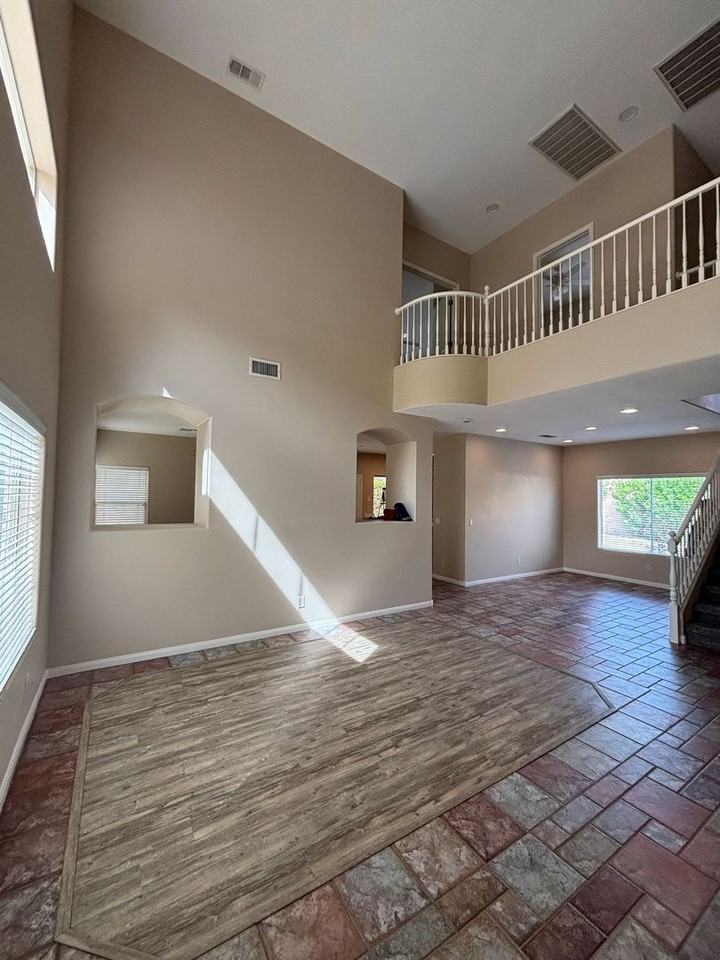 8585 Ebony Hills Way - Photo 3 of 50