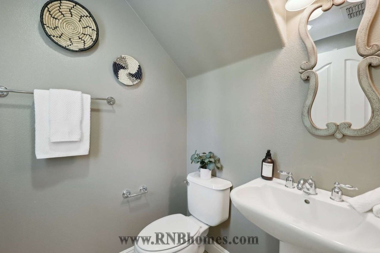170 Martis Valley Cir - Photo 7 of 40